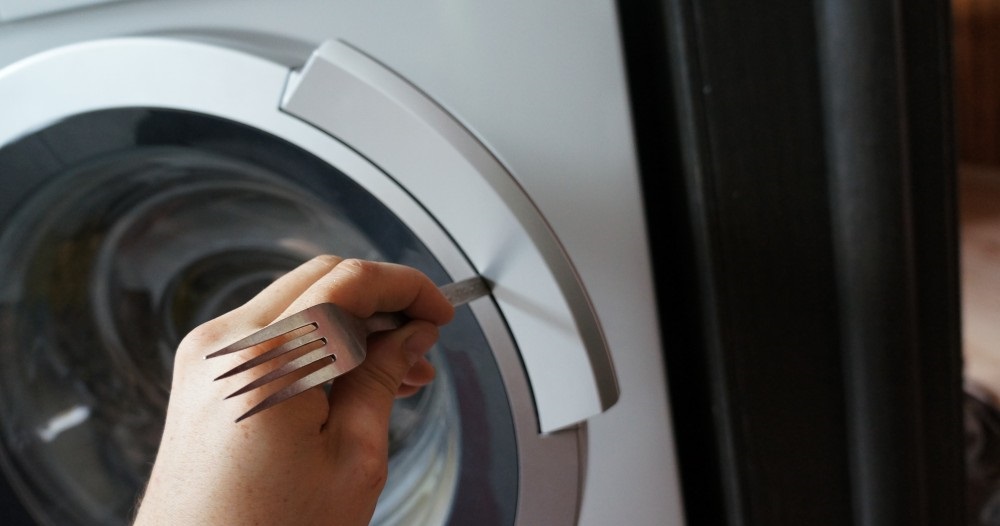 First, let's open the machine.