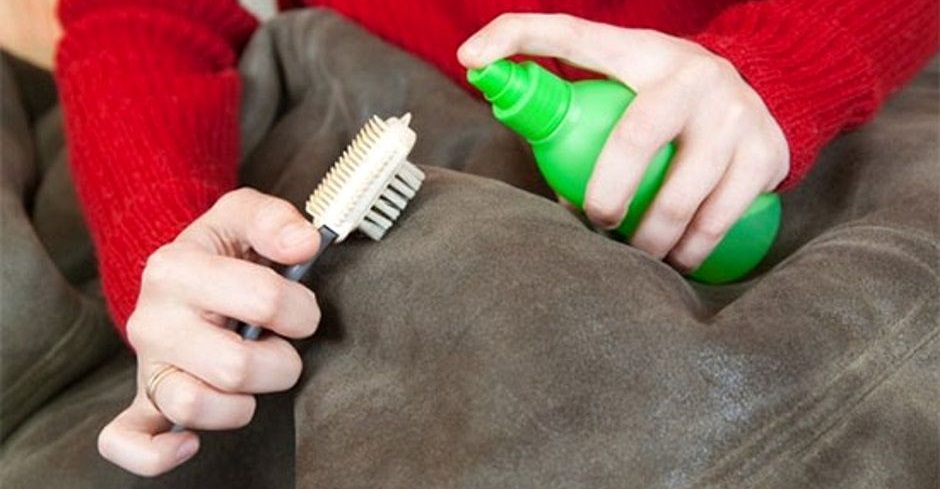 removing a stain from a suede jacket
