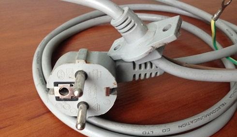 the washing machine's power cord is damaged