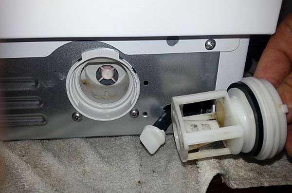 clearing the trash can