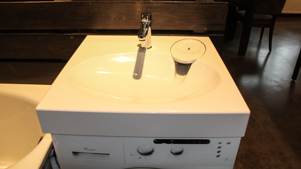 PAA Claro sink over washing machine
