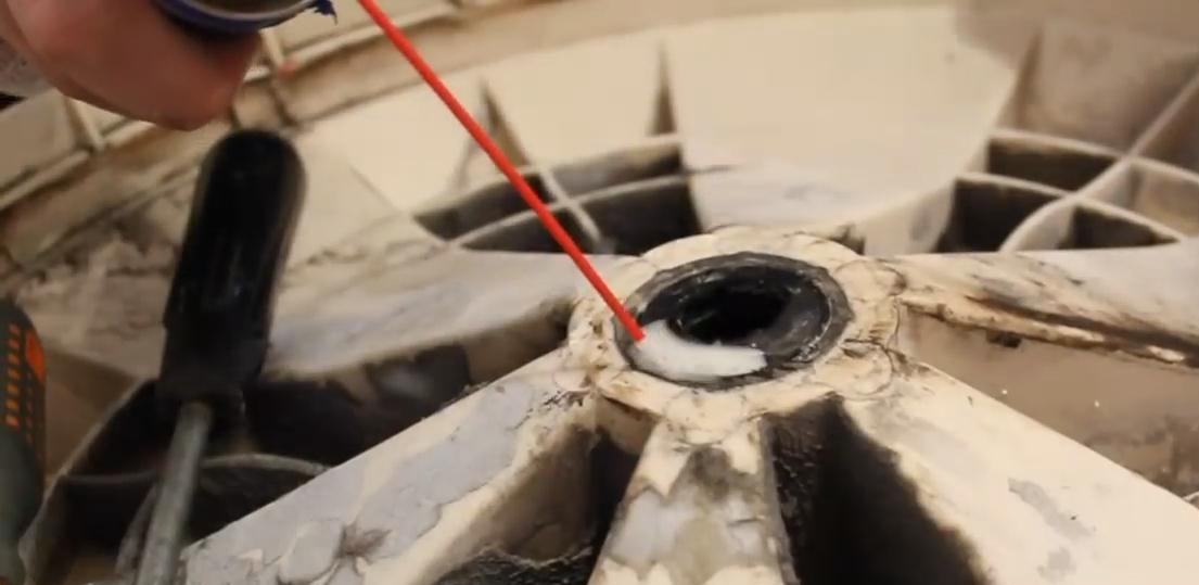 treat the bearing with penetrating lubricant