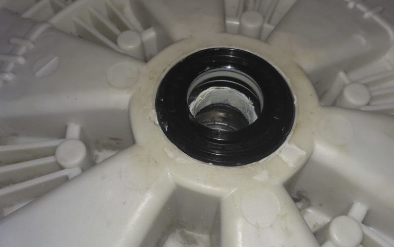 we install a new oil seal