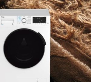 Машинно пране на тревна покривка