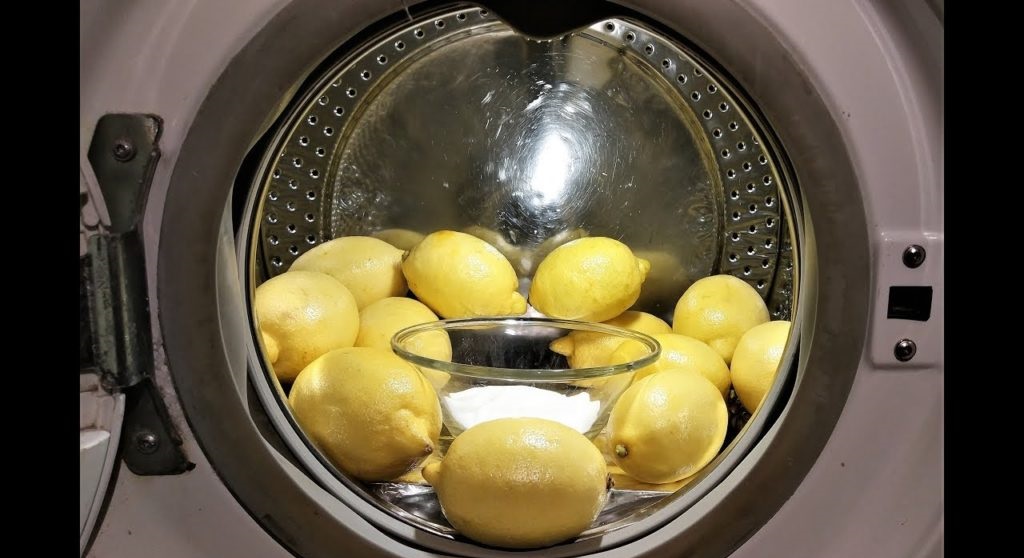 How to use lemon juice to clean a washing machine