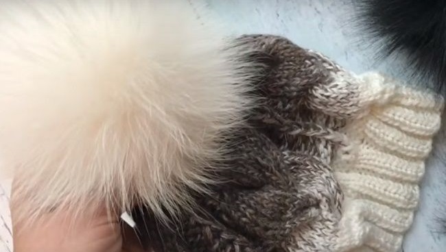 How to wash a hat with a pompom