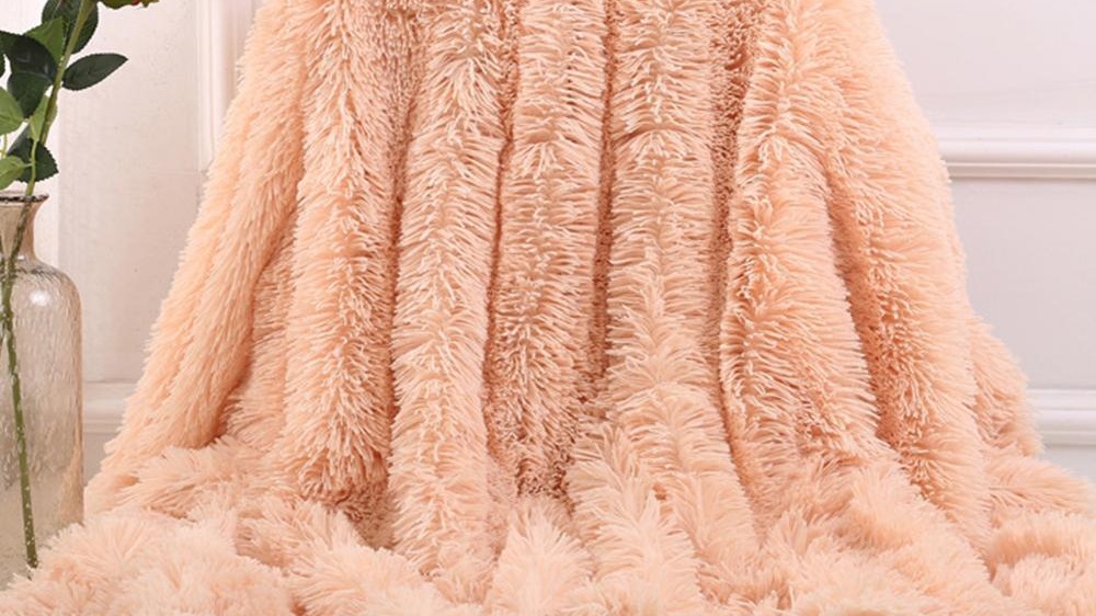 How to dry a fluffy blanket