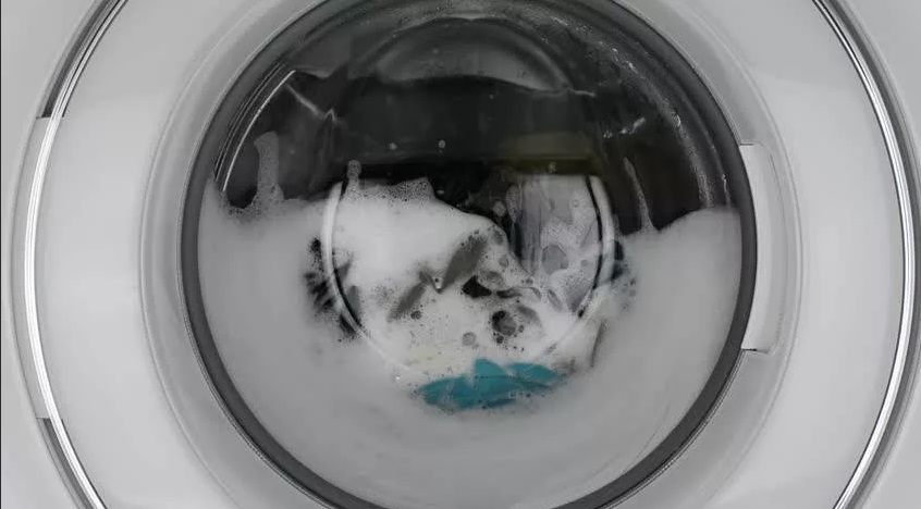 items are soaked in the washing machine drum