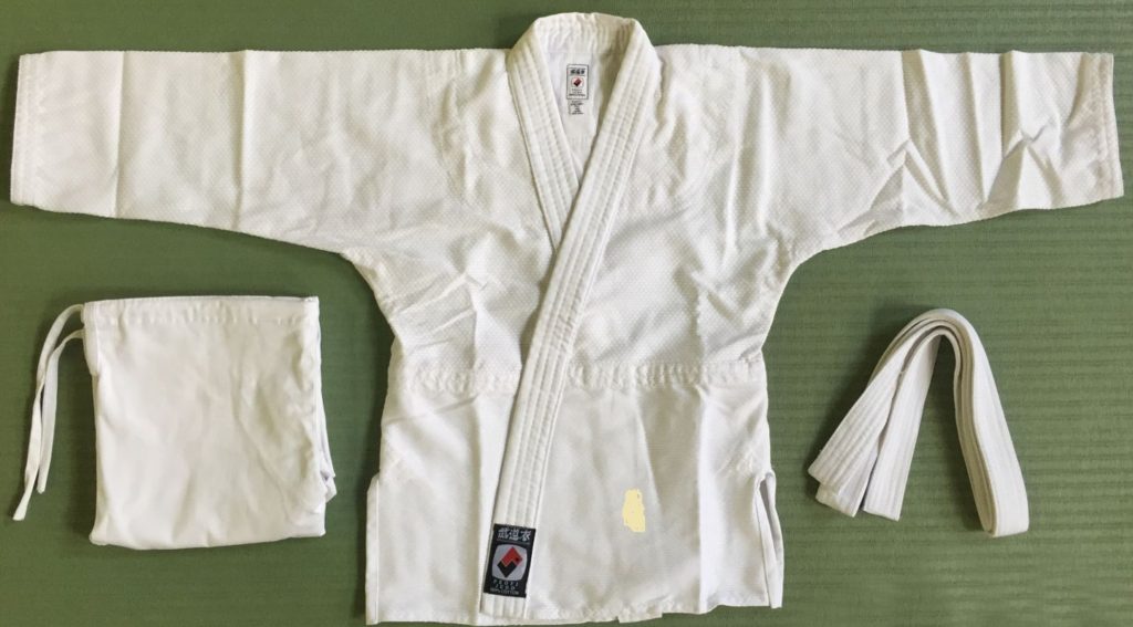 How to remove a stain from a kimono