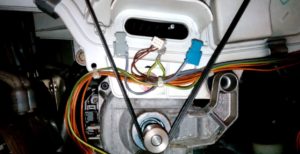 We clean the tank through the heating element hole.