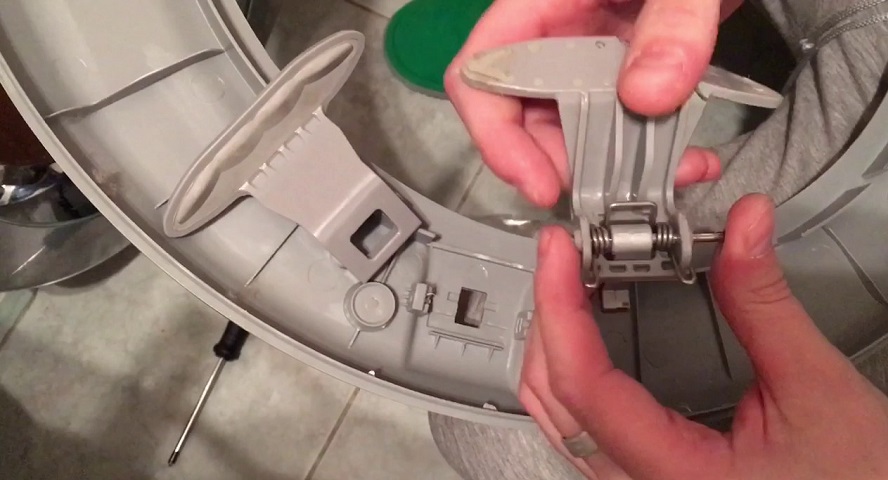 the door handle broke