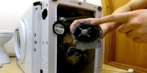 dismantling and detailed inspection of the pump