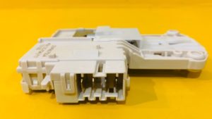 Zanussi's locking door lock broke down