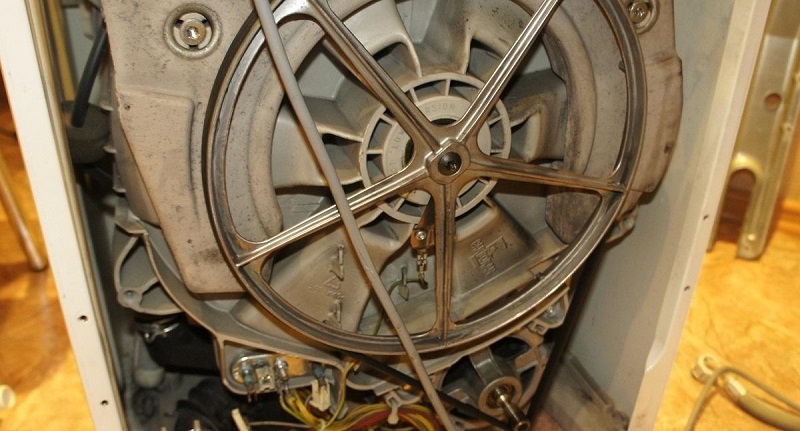 we remove the parts located at the back