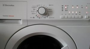 chaotic flashing of lights