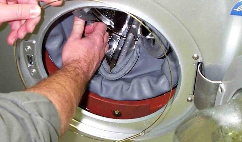 we insert the cuff into the drum