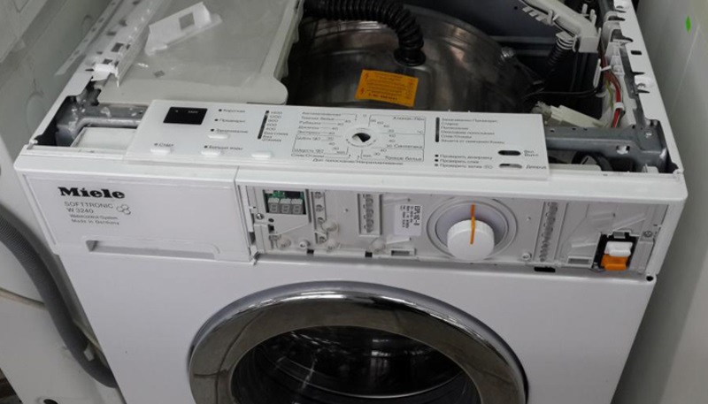 Let's check the contacts of the main button