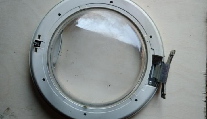 remove the hatch door