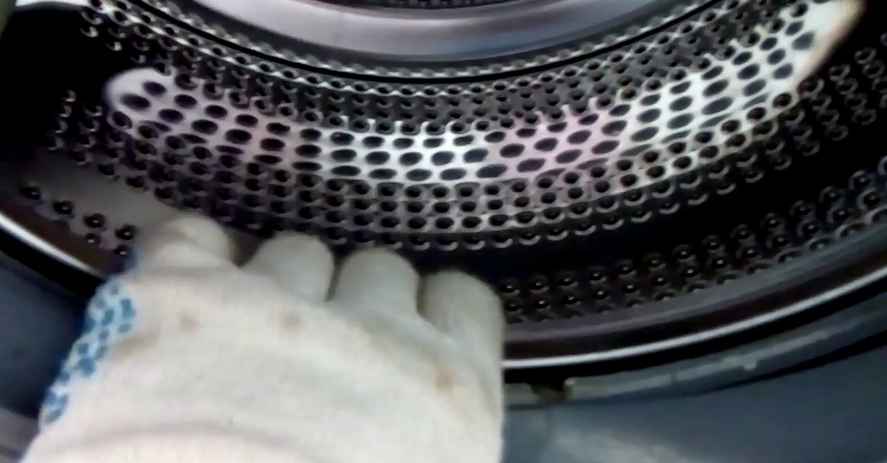 you can notice the play in the drum