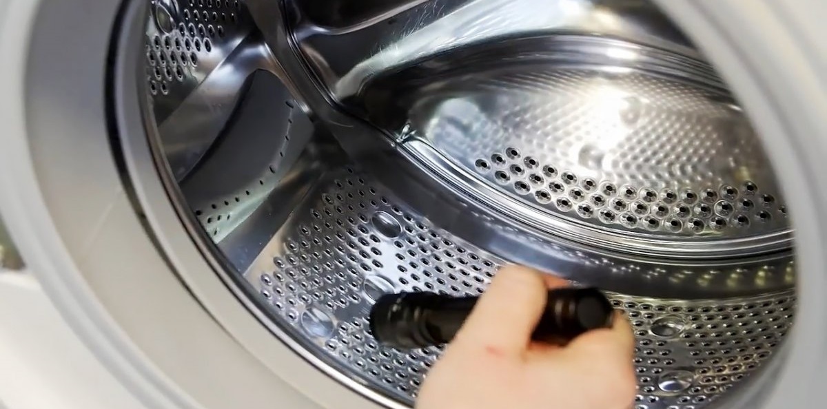 a foreign object was found in the tank