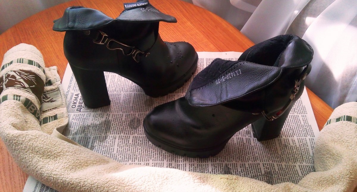 How to dry shoes properly