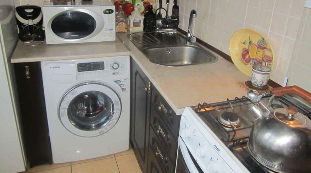 place the washing machine closer to the sink