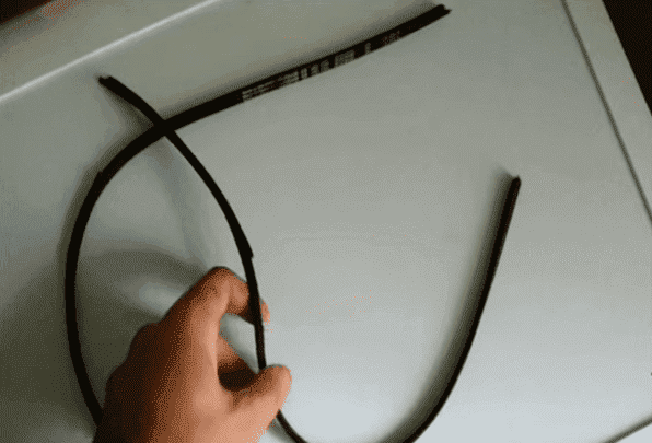 The washing machine belt broke.