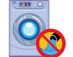 Пералнята е пълна с вода от канализацията.