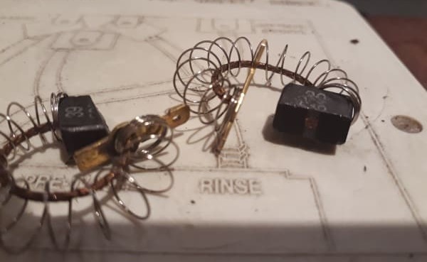 The brushes in the washing machine are worn out.