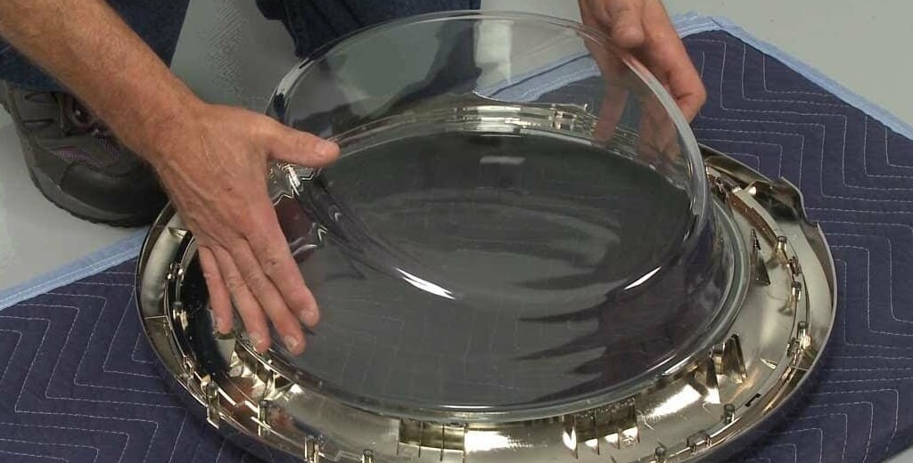 lắp đặt kính mới