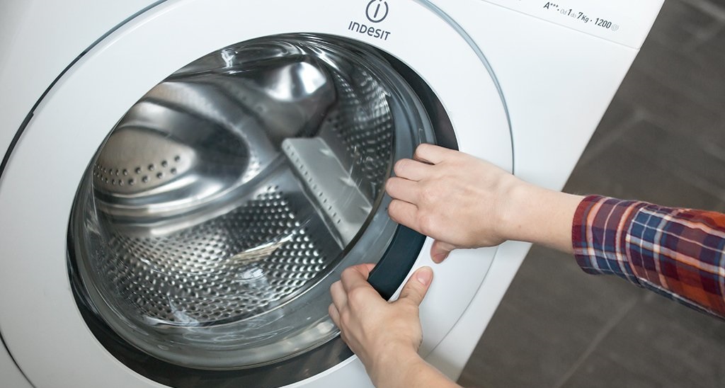 keep the machine closed