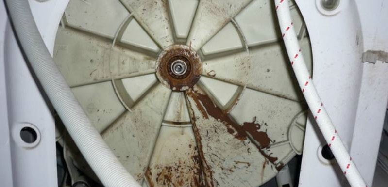 Rusty streaks are a sign of bearing failure.