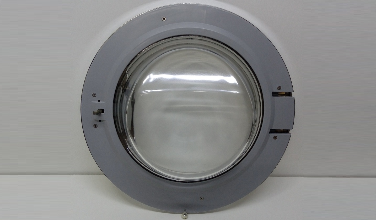 the hatch door needs to be removed and disassembled