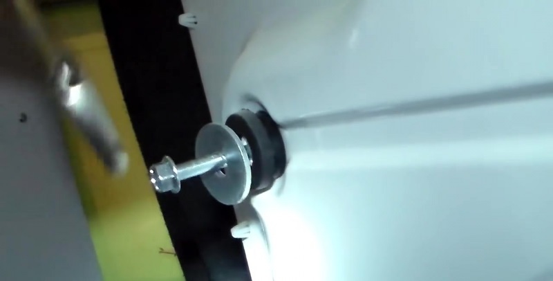 you can't leave the bolts