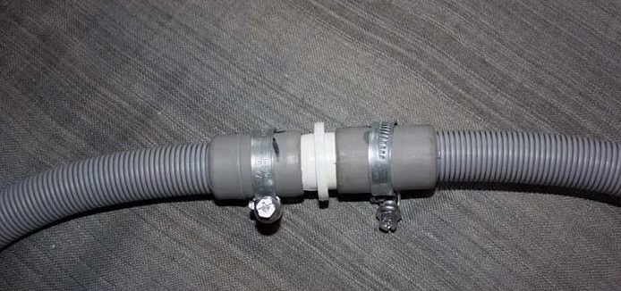 we connect the ends of the hose