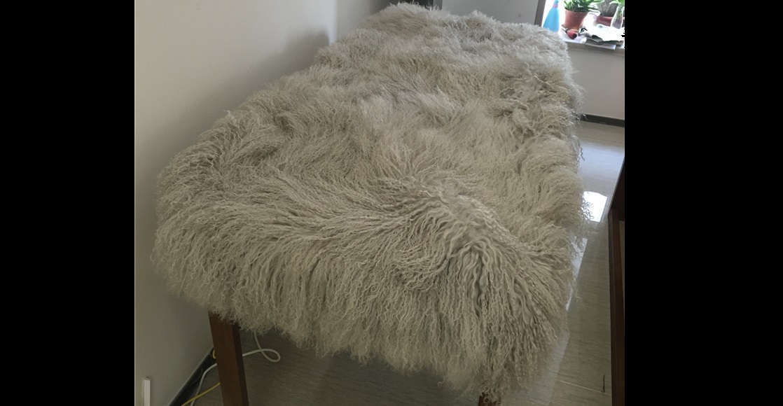 we dry the sheepskin on a horizontal surface