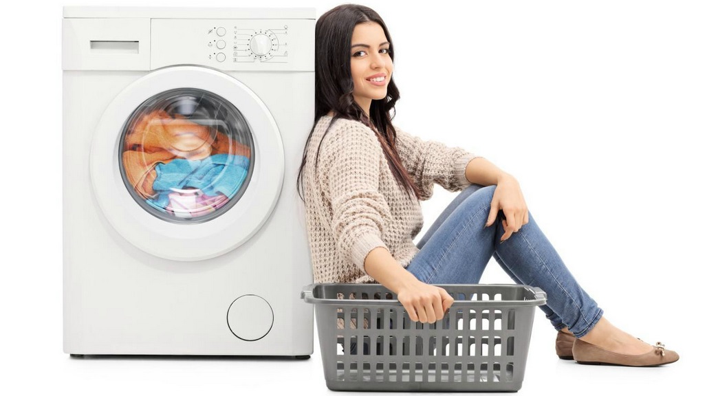 Wait until the machine unlocks itself.