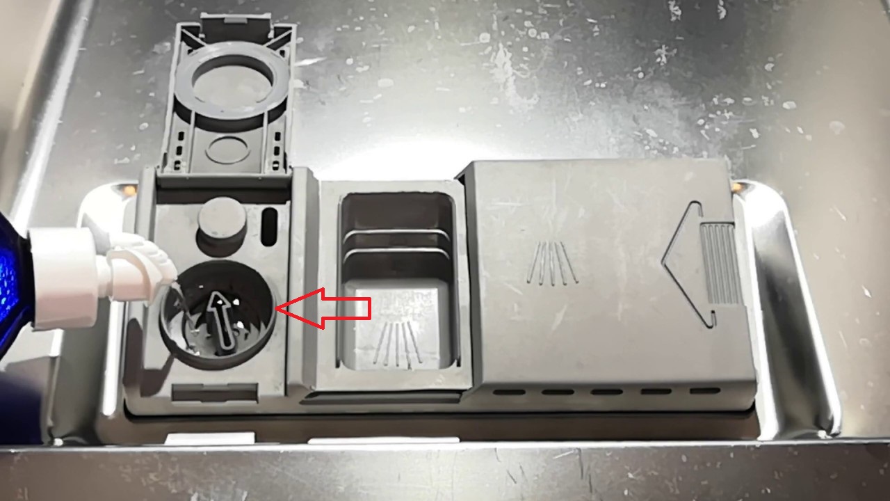 the rinse aid supply is adjustable