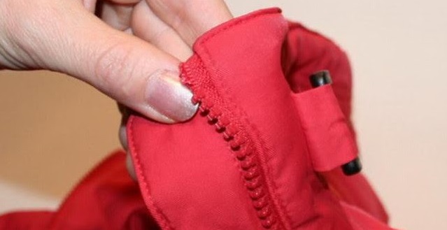 the lock on the thing broke