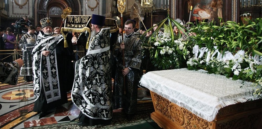 Good Friday in the temple