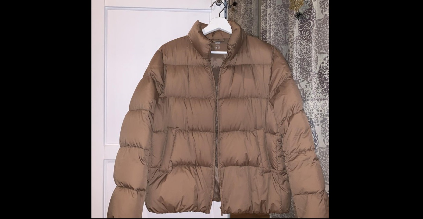 hang the down jacket on a hanger to dry