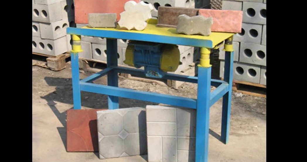 How does a vibrating table work?