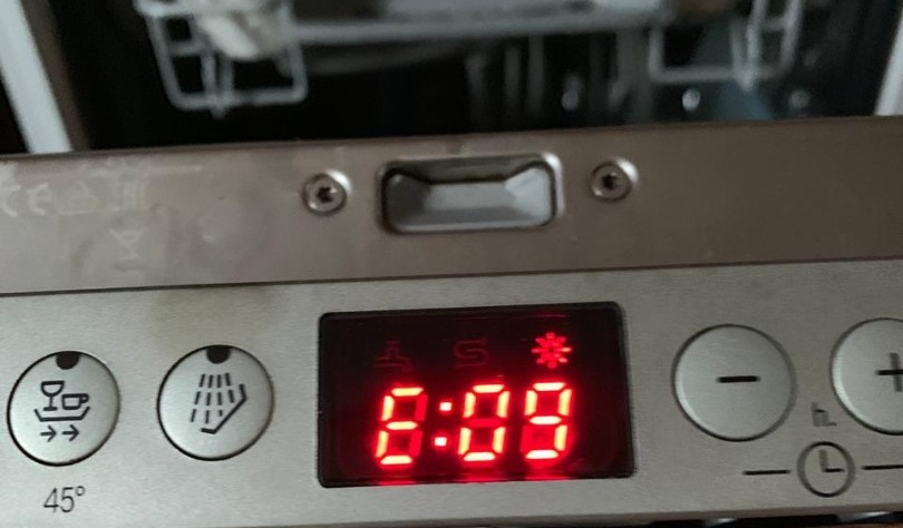 E09 error code on a Siemens dishwasher