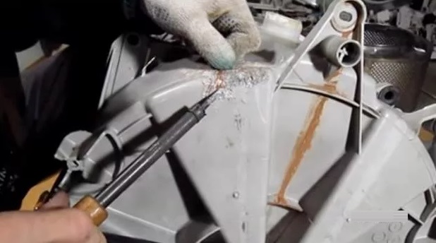 soldering the SM tank with a regular soldering iron