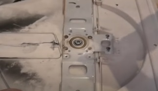 lay the horizontal bar