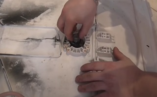 place the sealing sleeve