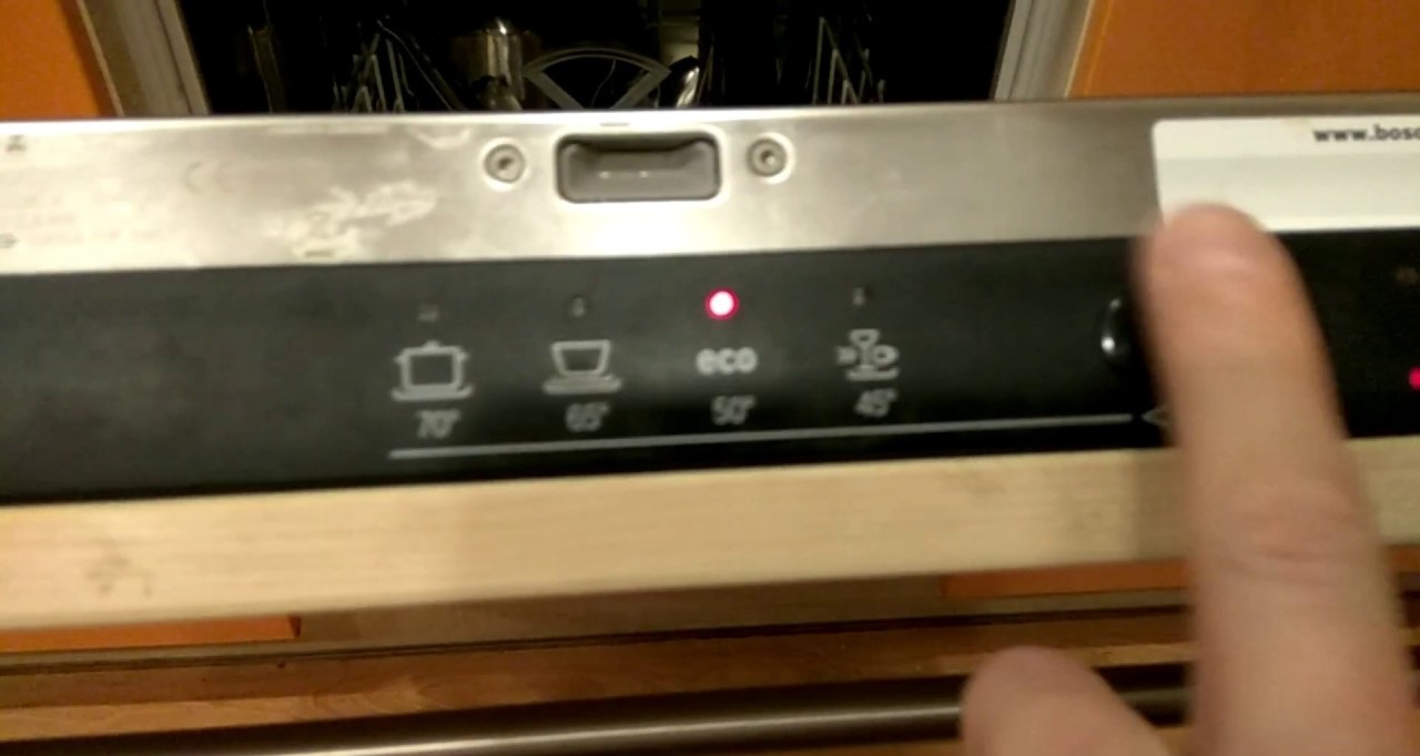 Setting water hardness on a Bosch dishwasher
