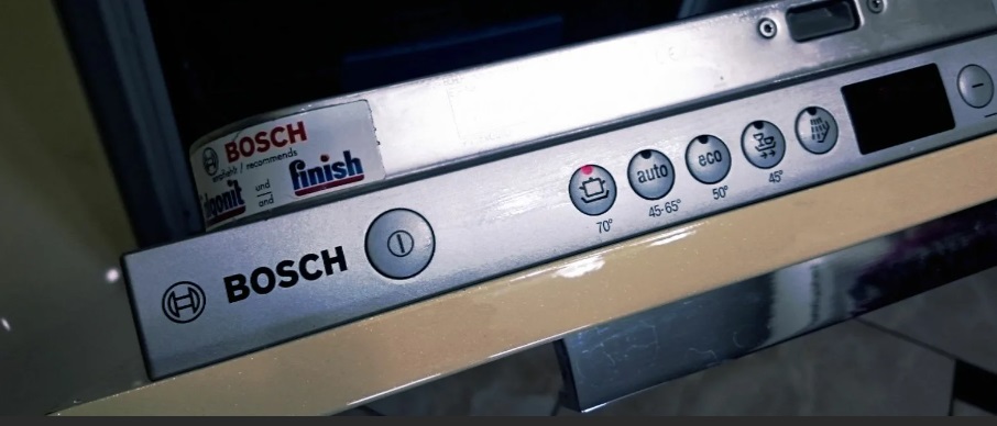 For the first wash, we use an intensive program.