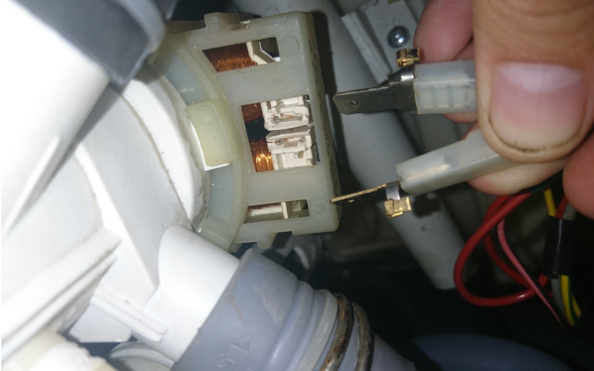 How to connect the wires to the LG washing machine pump