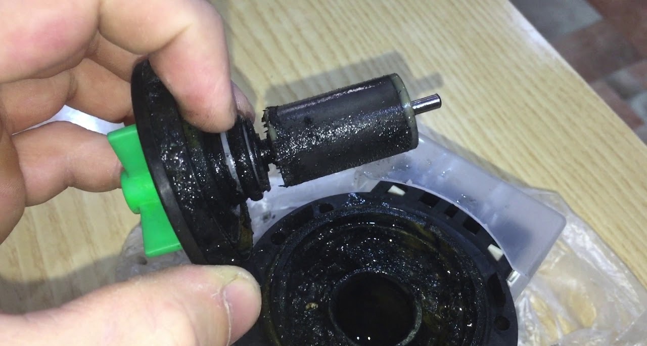 disassembling the SM pump